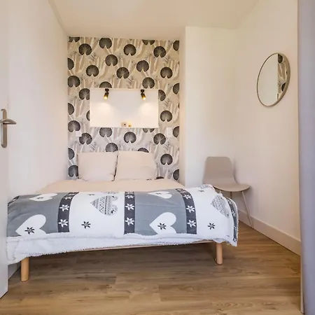 Au Coeur Du Pouliguen Avec Balcon Et Parking, Animaux Admis - Fr-1-306-1313